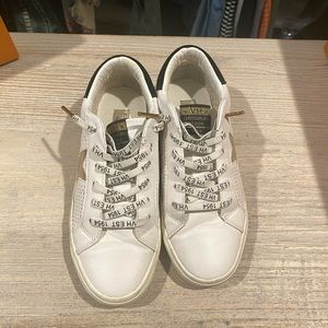 Vintage Havana star stylish shoes